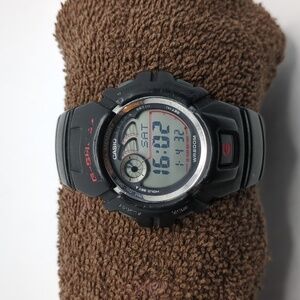 Casio Black Smartwatch with Digital Display and Fitness Tracking